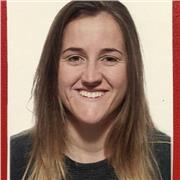 Maestra de Educación Primaria por la Universidad de Valencia